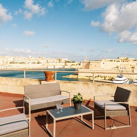 Stunning Holiday Home With Gorgeous Harbour Views Senglea Exteriör bild