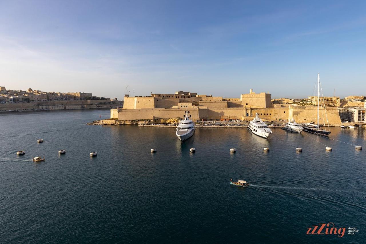 Stunning Holiday Home With Gorgeous Harbour Views Senglea Exteriör bild